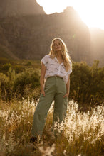 Load image into Gallery viewer, WHITNEY - CHEETAHS
